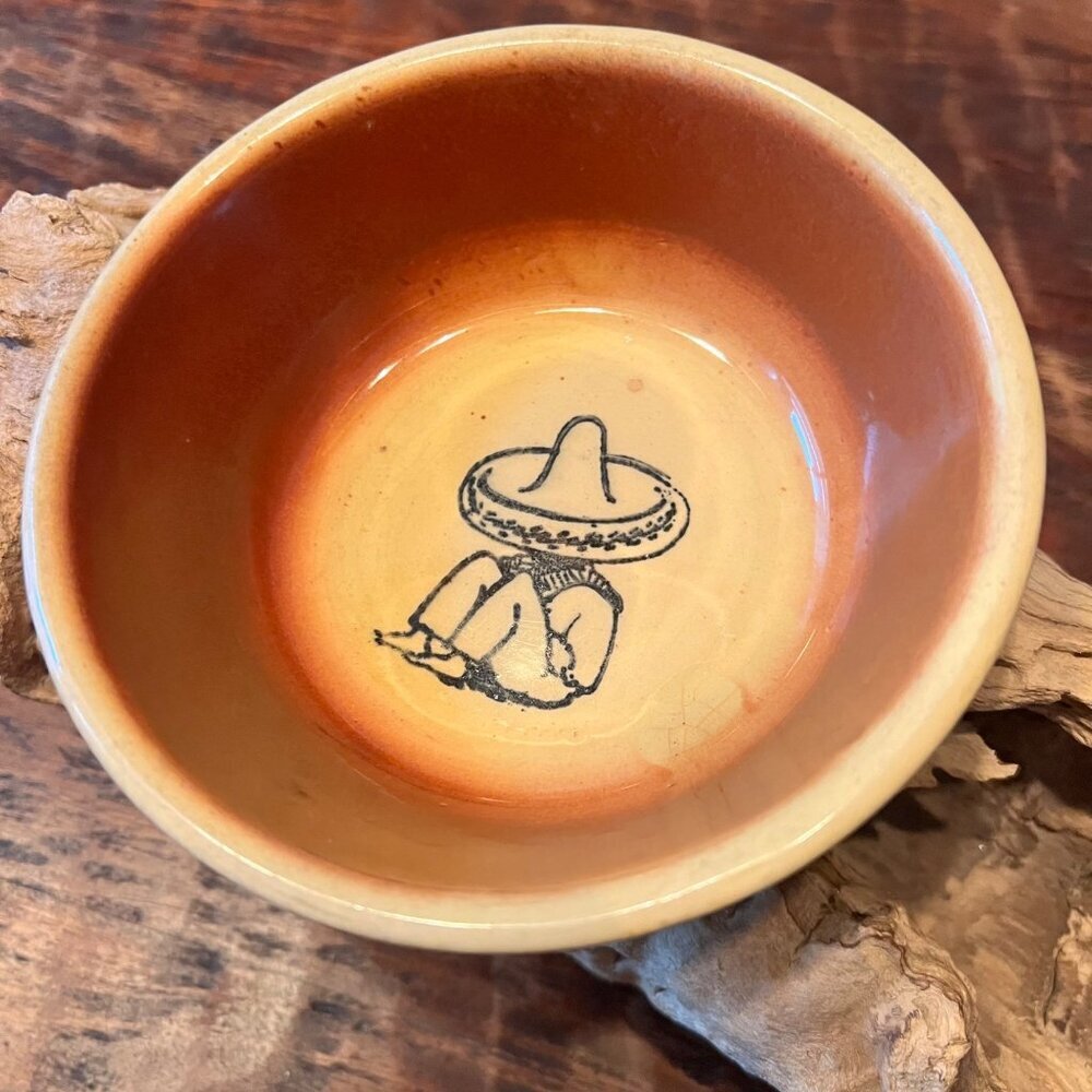 Vintage Watt Siesta Chili Bowl